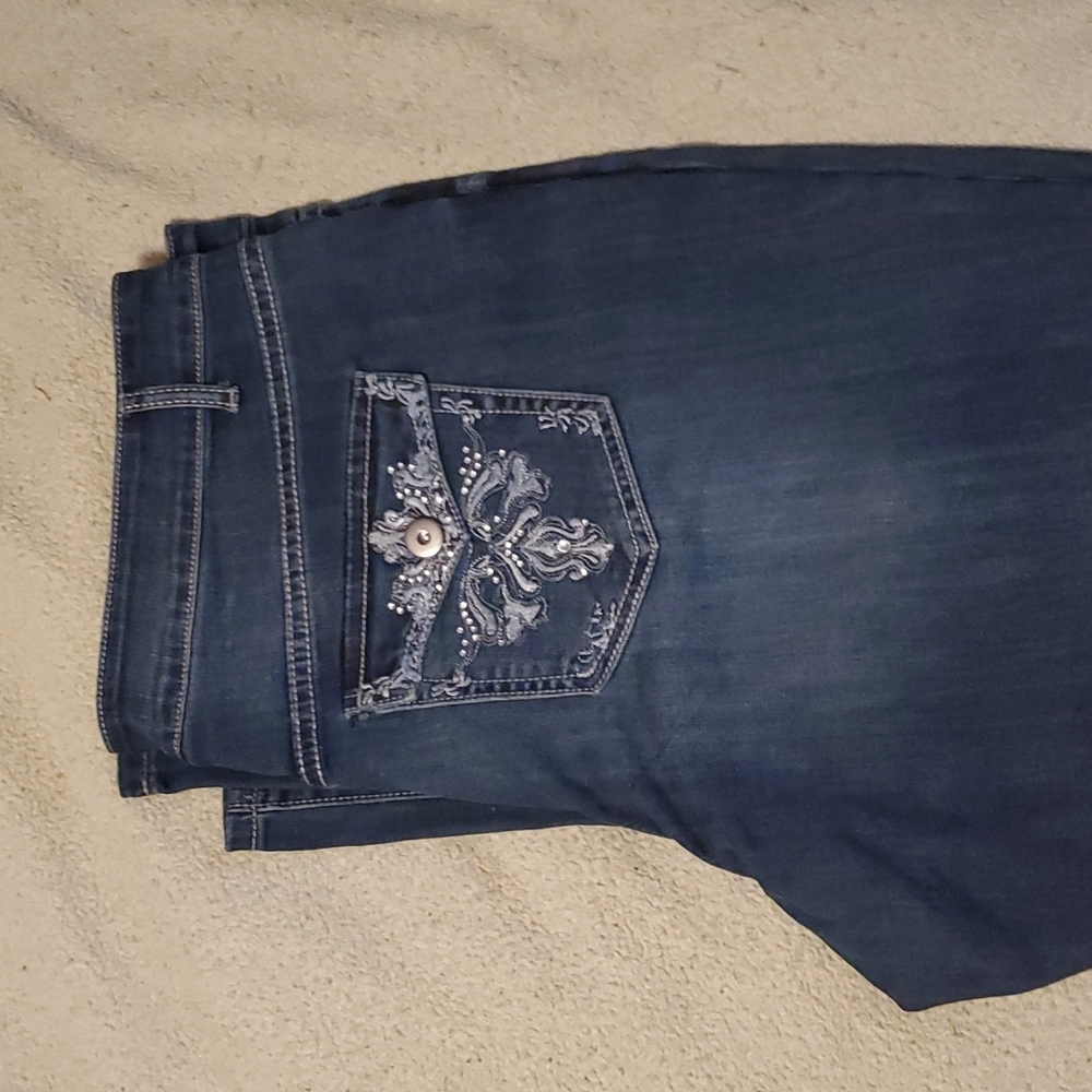 cjbanks classic fit embellished jeans 20W dark wash denim